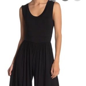 NWT Sleeveless Wide Leg Jumpsuit
WEST KEI